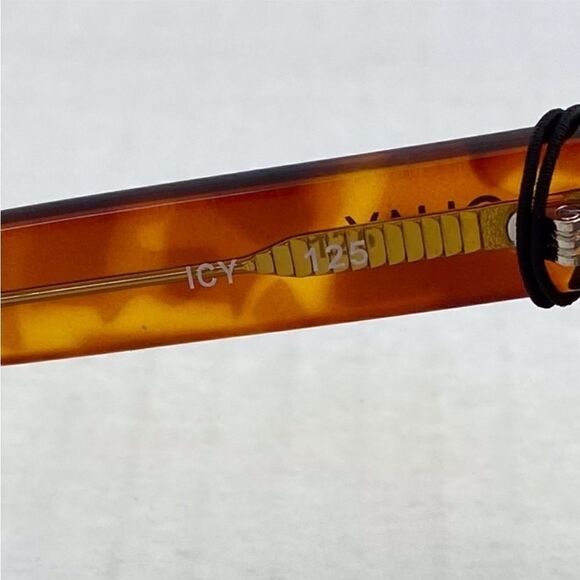 Quay Australia NWT Icy Sunglasses Orange Tortoise/Green Lens - Picture 5 of 10